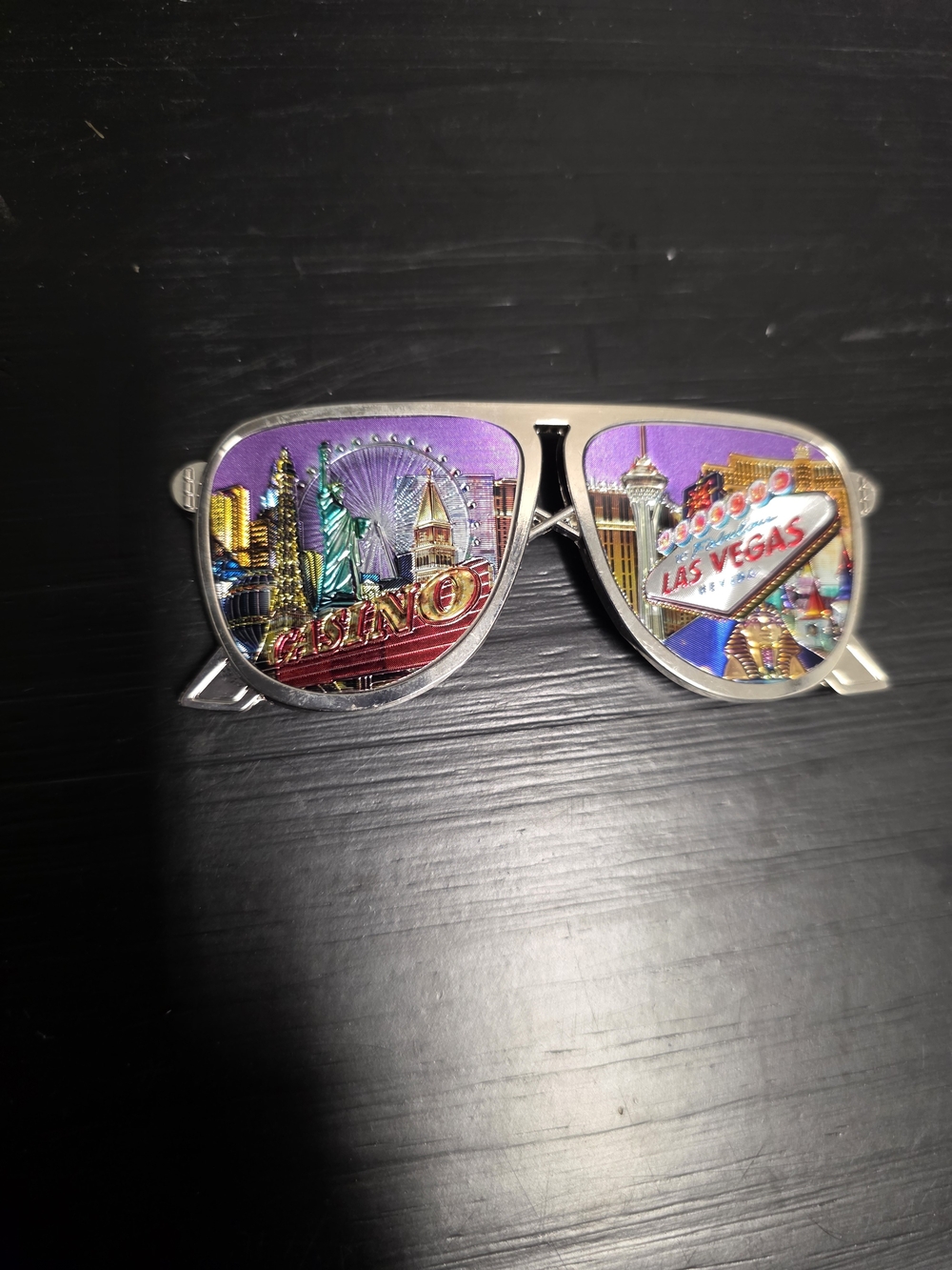 Las Vegas Casino Sunglasses Novelty Magnet - Silver